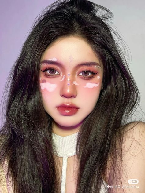 Makeup Karakter Simple, Makeup Karakter, Artsy Makeup, Inspo Makeup, Crazy Makeup, Eye Makeup Art, Dark Photography, Makeup Art, Ulzzang Girl