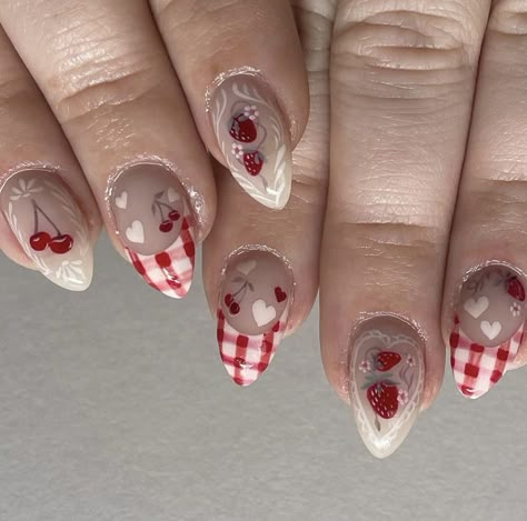 Cute Color Nails, Picnic Nails, Swaggy Nails, Luminary Nails, Cottagecore Nails, Beginner Nail Tech, Strawberry Nails, Simple Nail Ideas, Fruit Nails