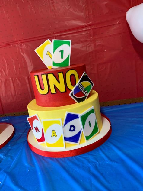 Uno Themed Birthday Cake, Uno Cakes 1st Birthday Parties, Uno Cake Ideas, Uno Birthday Cake, Uno Themed First Birthday, Uno Cake, Uno Birthday Party, Uno Party, 1st Birthday Boy Themes