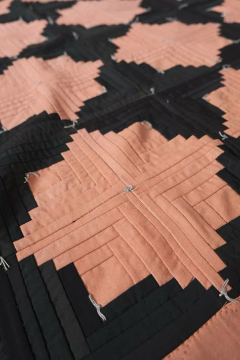 Quilting On Black Fabric, Moody Quilt Pattern, Quilts With Black Background, Dark Background Quilt Patterns, Black Background Quilts, Log Cabin Quilt, Log Cabin Quilts, Black Quilt, Modern Quilt Patterns