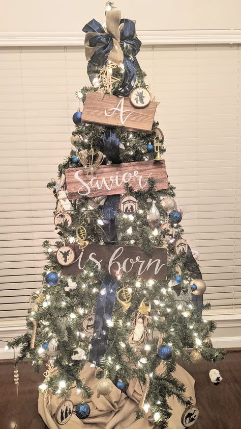 Nativity Christmas Tree Ideas, Angels Christmas Tree, Navity Tree, Nativity Scene Christmas Tree, Rudolph Themed Christmas Tree, Manger Christmas Tree, Business Christmas Tree Ideas, Nativity Christmas Trees, Nativity Themed Christmas Tree