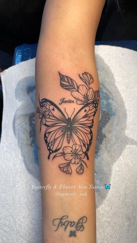 Palm Size Tattoos, Butterfly Thigh Tattoo, Rose And Butterfly Tattoo, Shoulder Sleeve Tattoos, Butterfly Tattoos On Arm, Unique Butterfly Tattoos, Hand Tattoos For Girls, Butterfly Tattoos For Women, Mommy Tattoos