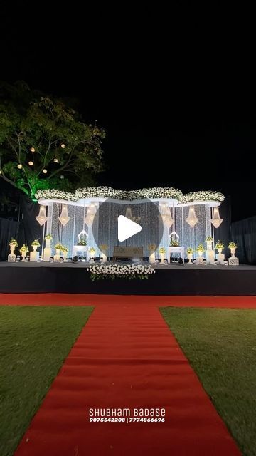 S H U B H A M   B A D A S E on Instagram: "Reception stage. . . . . . #receptiondecor #stage #wedding #weddingstage #decor #lightshow #photographers_of_india #flowerdecor #stagedecor" Marriage Reception Stage Decorations, Stages For Wedding, Entry Decorations Wedding, Weeding Stages, Stage Decorations Wedding Receptions, Marriage Stage Decoration Weddings, Reception Entry Ideas, Marriage Decoration Stage, Stage Decoration For Wedding