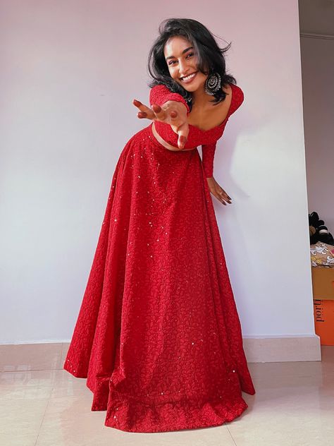 Anarkali Dress Aesthetic, Red Anarkali Dress, Jaipur Trip, Indian Portrait, Onam Outfits, Red Colour Dress, Red Anarkali, Trendy Outfits Indian, Outfits Indian