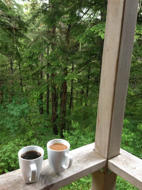 Coffee In Garden Aesthetic, Coffee Outside Aesthetic, Morning Pages Aesthetic, Coffee On Porch, Cozy Coffee House, Coffee Morning Aesthetic, White Picket Fence Ideas, Morning Coffee Aesthetic, Coffee In The Garden