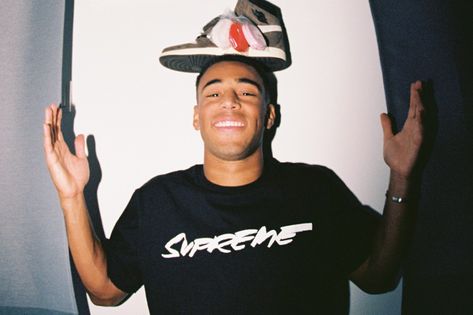 Sole Mates: Tyler Adams & the Jordan 4 Mist Blue | HYPEBEAST Tyler Adams, Bred 11, Like Mike, English Football, Sneaker Stores, Retro 1, Love And Basketball, Deep Connection, Air Jordan 4