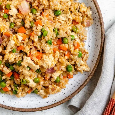 Easy Vegetable Brown Fried Rice My Crazy Good Life, Tuscan Chicken Pasta, Cauliflower Fried, 2b Mindset, Fried Brown Rice, Brown Rice Recipes, Easy Vegetable, Vegan Lunches, Healthy Instant Pot Recipes