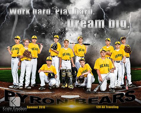 Baseball Team Poster Ideas, Baseball Team Photography, Baseball Team Banner Ideas, Team Baseball Picture Ideas, Baseball Banner Ideas, Baseball Team Photos, Baseball Picture Ideas, Baseball Team Pictures Poses, Game Day Flyer