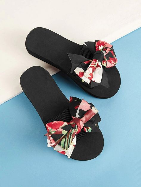 Spring Footwear, Trendy Slippers, Bunny Shoes, Floral Slippers, Diy Sandals, Hello Kitty Shoes, Trending Womens Shoes, Fashion Shoes Sandals, Cute Slippers