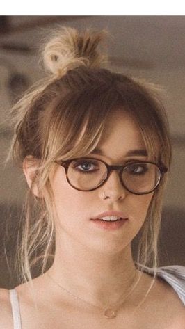 Bangs And Glasses, Blonde Bangs, Hairstyles With Glasses, Hair Stylies, Long Hair With Bangs, Hair Color And Cut, Wearing Glasses, Haircuts With Bangs, Hair Inspo Color