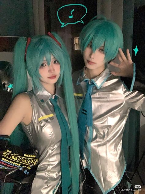 Miku Cosplay, Snk Cosplay, Amazing Cosplay, Cute Cosplay, Blue Tie, Best Cosplay, Cosplay Outfits, Hatsune Miku, Look Cool