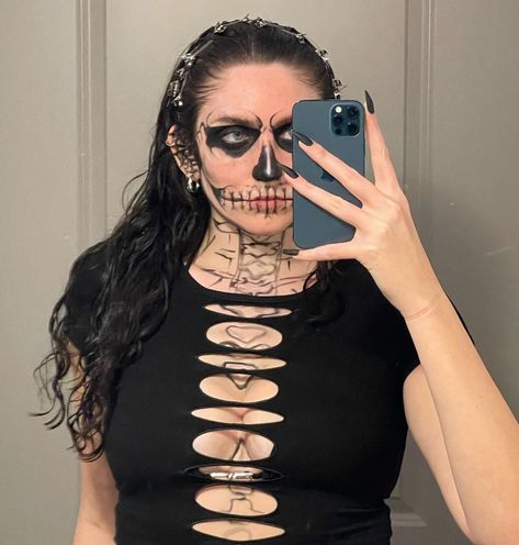 AHS Tate Halloween Skeleton Costume Hot Skeleton Costume, Tate Halloween Costume, Ahs Tate, Halloween Skeleton Costume, Skeleton Clothes, Skeleton Halloween Costume, Skeleton Costume, Halloween Skeleton, Halloween Skeletons