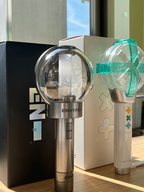 enhypen and txt lightstick 🎧 Kpop Shopping, Txt Lightstick, Enhypen Lightstick, Kpop Desk, Txt Enhypen, Kpop Lightsticks, Kpop Deco, Pop Albums, Pop Collection