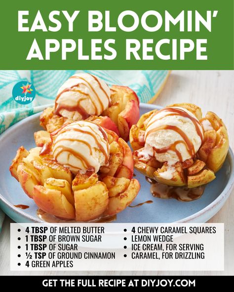 Bloomin Apple Recipe, Blooming Apple Recipe, Easy Apple Cheesecake, Apple Blossom Recipe, Bloomin Apples, Apple Cheesecake Recipes, Sweet Surrender, Smoked Food, Hand Pie