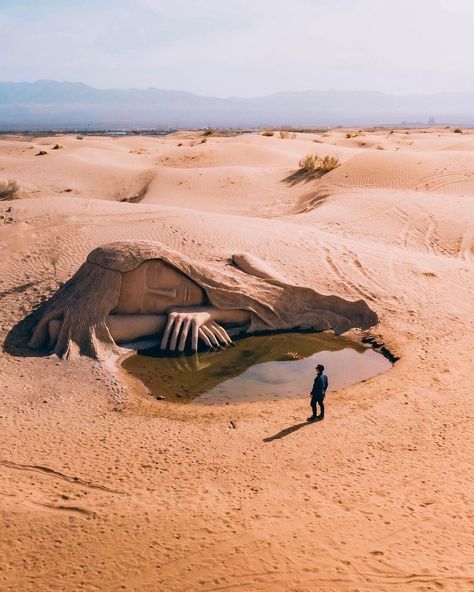 The Globe Wanderer on Instagram: “Sleeping statue in Gobi Desert in Guazhou. Isn’t it amazing? Photos by @abeastinside #TheGlobeWanderer” Desert Aesthetic, Gobi Desert, Historia Universal, Fantasy Island, Desert Oasis, Incredible Places, Land Art, Mongolia, Travel Inspo