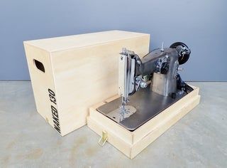 How to Make a Custom Sewing Machine Case : 18 Steps (with Pictures) - Instructables Cross Cut Sled, Thread Rack, Old Sewing Machines, Folded Book Art, Vintage Sewing Machine, Vintage Sewing Machines, Industrial Sewing Machine, Cases Diy, Diy Cans