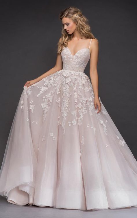 c913303f392ffc643f7240b180602652 Hayley Paige Wedding Dresses, Hayley Paige Wedding, Hayley Paige Wedding Dress, Trendy Prom Dresses, Pnina Tornai, Hayley Paige, Cute Wedding Dress, Cute Prom Dresses, A Wedding Dress