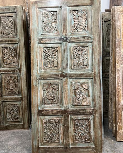 Vintage carved doors , statement doors that can be used as sliding barndoors, hurry in for the early Labor Day sale @mogulinteriorr Blue Doors Interior, Sliding Double Doors, Tv Closet, Carved Wooden Door, Modern Farmhouse Ideas, Custom Interior Doors, Studio Bedroom, Blue Doors, Carved Flowers