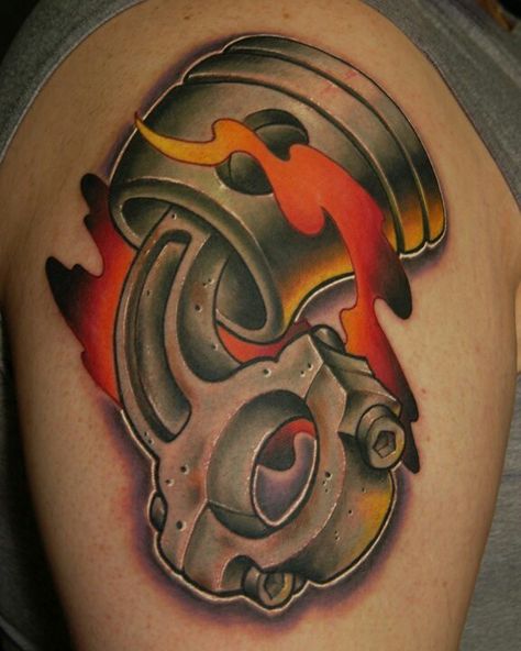 . Skull Piston Tattoo, Gearhead Tattoo, Piston Tattoo Design, Hotrod Tattoos, Piston Tattoo, Hot Rod Tattoo, Engine Tattoo, Hd Tattoos, Tato Maori