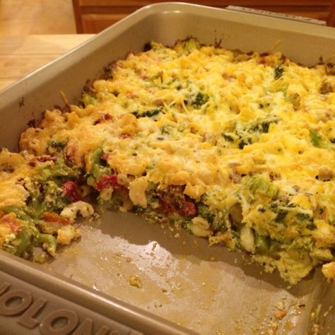 Mac, Meat, & Veggie Bake - Clean out your pantry and your fridge, then whip up this easy casserole that's sure to please the family! Veggie Bake, Baked Veggies, Freezer Meal, Recipe Blog, Easy Casserole, Freezer Meals, Clean Out, Pantry, The Family