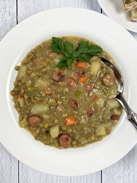 German Lentil Soup Recipe, German Lentil Soup, German Soups, Lentil Sausage Soup, Roast Pumpkin Salad, Pizza Sandwich Recipe, Soup Store, German Food Recipes, Pumpkin Salad