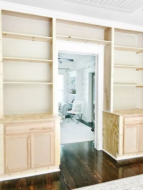 Looking for ways to repurpose underused space? From Murphy bed DIY to turning bookcases into built-ins, here are 9 creative projects to help your spaces live large.     I thought our first home was space challenged.And then?I watched CBS Sunday Morning this weekend and saw a 75-square-foot apartment.Yep.Let that sink in.75 SQUARE FEET.I’ve seen closets on Tik Tok that are bigger than that.And as I watched the tour and saw how the tiny apartment dweller had maximized every single square f… Foyer Built In, House On A Budget, Bookshelf Ideas, Living Room Built Ins, Murphy Bed Diy, Bed Diy, Tiny Apartment, Built In Bookcase, Built In Cabinets