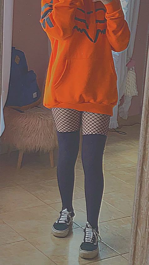 Fishnets Oversized Shirt, Hoodie And Stockings Outfit, Shorts And Thigh Highs, Hoodie And Thigh High Socks, Thigh Socks Aesthetic, Thigh High Outfits Sock, Oversized Hoodie With Shorts, Thigh High Socks Outfit Grunge, Thigh Socks Outfit