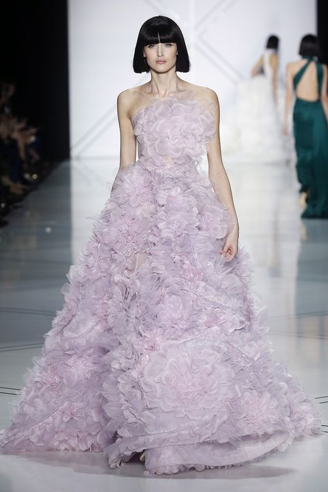 Garden Princess, Ralph Russo Couture, Runway 2017, Collection Couture, Ralph Russo, Alternative Wedding Dresses, Ralph And Russo, Spring Couture, Fashion Couture