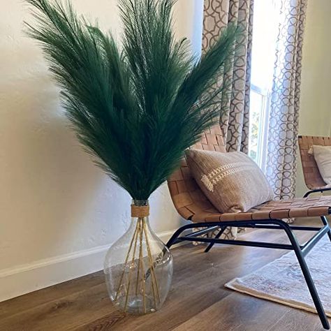 Green Pampas, Farmhouse Room Decor, Faux Pampas, Trendy Farmhouse, Black Living Room Decor, Minimalist Farmhouse, Deep Emerald Green, Farmhouse Room, Grass Decor