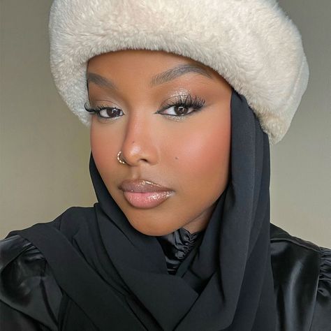 Cold Look Makeup, Untouchable Makeup, Frostbite Makeup, Cold Girl Makeup Look, Im Cold Makeup, Desi Hijabi, Cold Makeup Look, Cold Girl Makeup, Film Moodboard