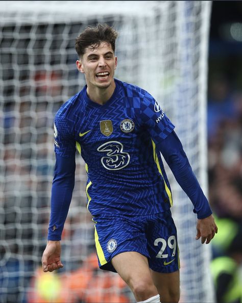 Havertz Chelsea, Kai Havertz, Chelsea Football Club, Chelsea Football, Chelsea Fc, Soccer Players, Football Club, Fifa, Chelsea