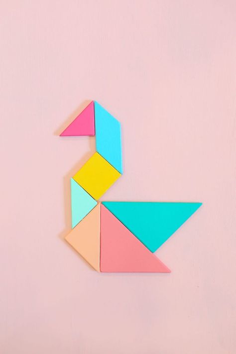 How to Make Tangrams and tangram shapes for kids Tangram Shapes, Boggle Game, Tangram Patterns, Tangram Puzzles, Games Diy, Magic Squares, Games Kids, Diy Bebe, Shapes For Kids