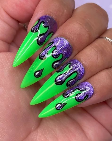 The Ultimate Halloween Nail Art Inspo for Long Nails 👻✨💅 Comment your fave Halloween emoji, if you want to see more spooky cute nails! Save & share for Halloween nail inspo! #halloweennails #spookynails #stilettonails #longnails #cateyenails #glowinthedarknails #chromenails #diynails #nailinspo #nailtrends #fallnails #halloween2024 #nailarttutorial #nailtech #holographicnails #easynails #howtonails #ghostnails #spiderwebnails #ghostfacenails #beetlejuicenails #holonails #reflectivenails #h... Hope Nails, Neon Purple Nails, Fluorescent Nails, Neon Nail Designs, Neon Green Nails, Gel Press On Nails, Cat Eye Gel Polish, Green Nail Designs, Blue Nail Art