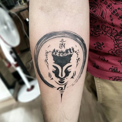 Devil'z Tattooz GK1 & Gurgaon on Instagram: “#minimal #buddha #tattoo with #enso done at @devilztattooz Delhi's oldest tattoo studio since 2003 #devilztattooz #WhereDelhiGetsTattooed…” Zen Tattoo Men, Bhuddist Tattoos, Buddhist Tattoo Sleeve, Tattoo Men Arm, Buddhism Tattoo, Buddha Tattoo Sleeve, Zen Tattoo, Tibetan Tattoo, Buddhist Tattoo