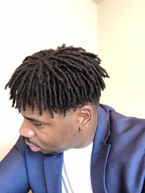 Cool Dreadlocks Style Men, Mens Short Dreadlock Styles, Dread For Men, Faux Locs Men Short, Dreadlocks For Men, Dreads Men Short, Man Dreadlocks, Short Dreadlocks Styles Men Locs, Coils Men