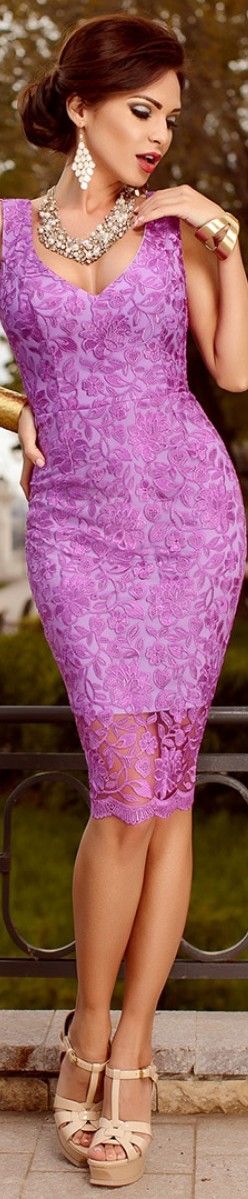 Orchid Fashion, Elegant Short Dresses, Magenta Orchid, Elegant Short Dress, Pantone Trends, Lilac Amethyst, Purple Clothes, Lilac Bouquet, Elegant Dresses Short