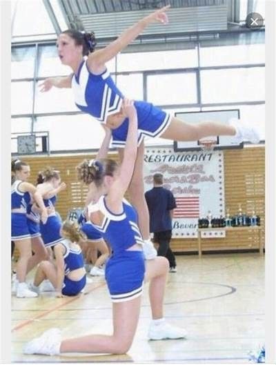 Easy Cheerleading Stunts, Easy Cheer Stunts, Two Person Yoga, Easy Cheers, 2 Person Stunts, Cheer Moves, Cheerleading Stunts, Youth Cheer, High School Cheerleading