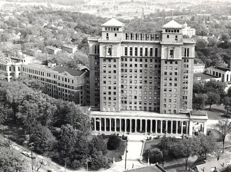 Forgotten Landmark-Battle Creek Sanitarium, Battle Creek (MI ... Classical Building, Seventh Day Adventist Church, Michigan History, Battle Creek, Party City, Historical Sites, Leaning Tower Of Pisa, Michigan, Medicine