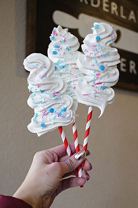 Meringue Pop Recipe, Merengue Pops Recipe, Meringue Recipe Without Cream Of Tartar, Meringue Pops Recipes, Christmas Meringue Pops, Merengue Pops, Meringue Pops, Easy Meringues, How To Make Meringue