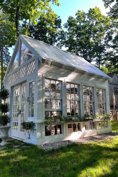 a she shed with a glass roof Rustic She Shed Interior, Rustic She Shed Interior Ideas, Rustic She Shed, She Shed Greenhouse, She Shed Interior Ideas, She Shed Decorating Ideas, She Shed Ideas, She Shed Designs, She Shed Interior