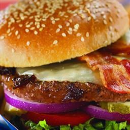 Tennessee Whiskey Burgers on BigOven: flavorful as well as moist. Delicious Food Quote, Whiskey Burger, Yummy Fast Food, Bbq Pitmasters, Perfect Burger, Grills Outdoor, Target Deals, Outdoor Grilling, Eating Fast