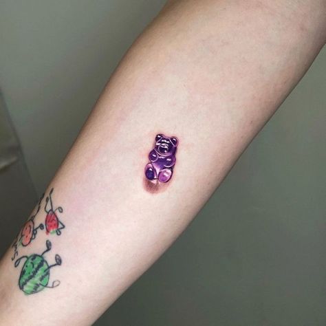 Brush Tattoo, Bear Tattoos, Kawaii Tattoo, Metal Tattoo, Bear Tattoo, 3d Tattoo, Badass Tattoos, Feather Tattoos, Gummy Bear