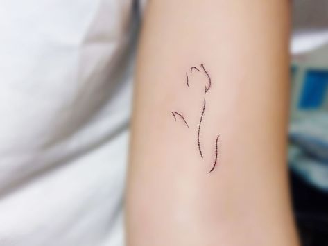 Cute dainty tattoos Small And Meaningful Tattoos, Small Delicate Tattoos For Women, Dainty Tattoos For Women, Smaller Tattoos, Small Dainty Tattoos, Delicate Feminine Tattoos, Delicate Tattoos For Women, Tattoos For Women Flowers, Meaningful Tattoos For Women