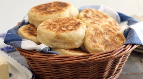 Make English Muffins, Healthy English Muffin, English Muffins Recipe, Thomas English Muffins, English Muffin Recipe, English Muffin Breakfast, English Muffin Pizza, English Muffin Bread, English Muffin Recipes