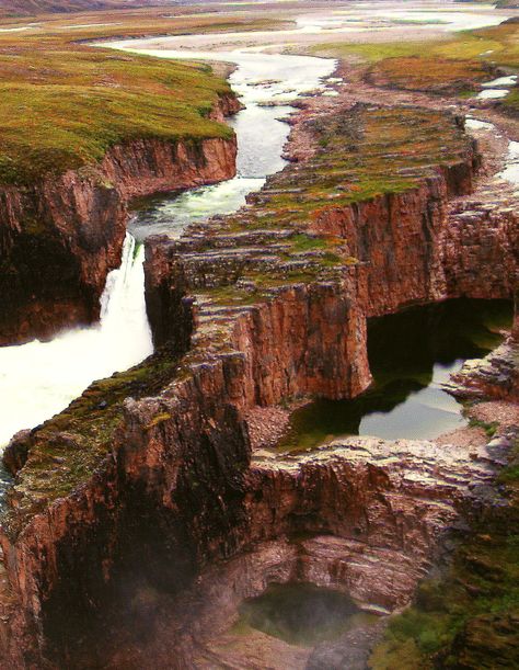 Wilberforce Falls, Nunavut, Canada #Praktika | Projekte | #Freiwilligenabeit in Kanada unter www.academical-travels.de Nunavut Aesthetic, Traveling Canada, Nunavut Canada, Canada Vacation, Northern Canada, Location Scouting, Beautiful Canada, Canadian Travel, O Canada