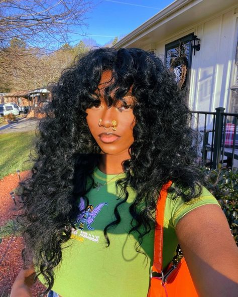 Eden Reid on Instagram: “finally living those good days Sza was talking about 🧚🏾‍♀️🧡✨🪐🌈🤠💚” Sza Hair Inspired, Sza Hairstyles Bangs, Sza Hair Curly Bangs, Long Curly Wig With Bangs, Sza Hairstyles Curly, Sza Hair Curly, Big Curly Wig Black Women, Curly Quick Weave With Bangs, H.e.r Hairstyles