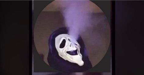 ghost face is high Ghostface Tiktok, Ghost Face Pfp, Scary Pfp, Face Pfp, Pfp Tiktok, Tiktok Pfp, Ghost Face, Scary Movie, Ghost Faces