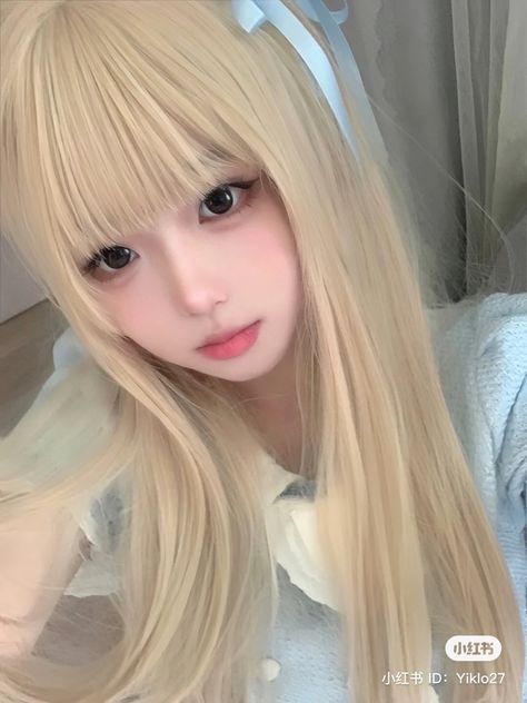 Blonde Japanese Girl, Blonde Hair Japanese, Japan Hairstyle, Girl With Pigtails, Blonde Asian, Blonde Hair Girl, Downtown Outfits, Japanese Hairstyle, Natural Blondes