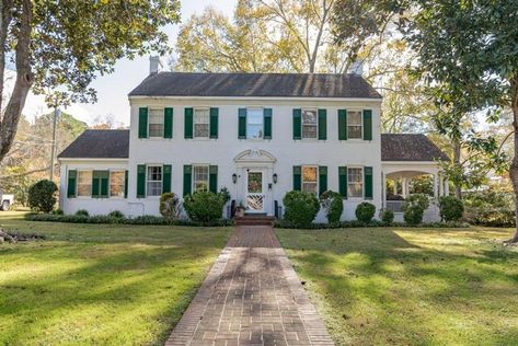 Old Virginia Homes, Island Granite Countertops, Fireplace Office, Closet Corner, Manifest 2024, Front Foyer, Historic Homes For Sale, Side Entrance, Back Alley