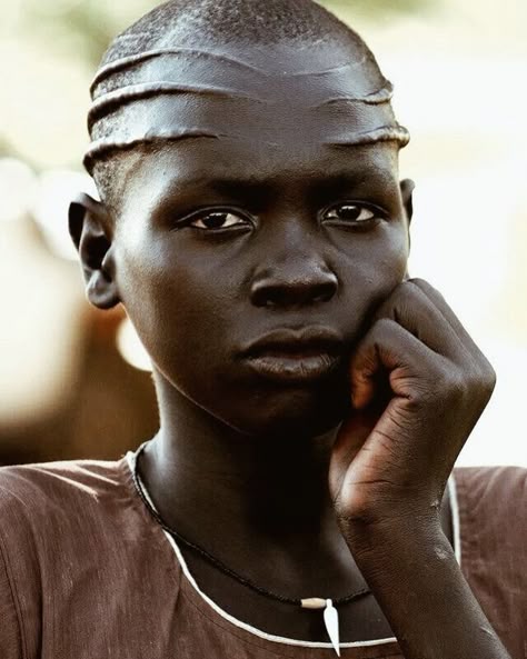 Tribes Of The World, Afrique Art, Face Photography, People Of The World, World Cultures, Interesting Faces, Women Life, Photography Women, Black Is Beautiful